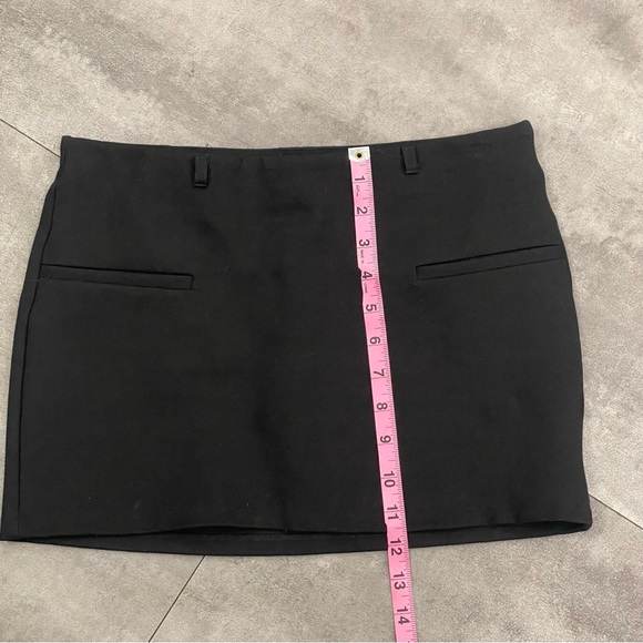 Medium Zara black mini skirt - Picture 5 of 6